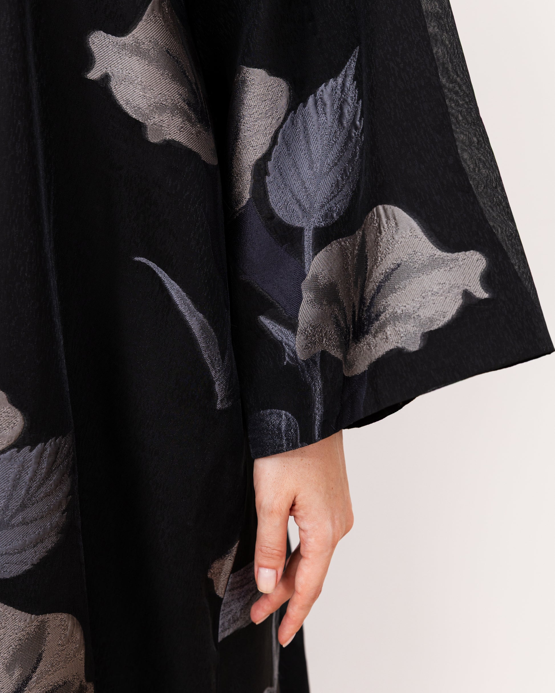 LILY PEICES ABAYA