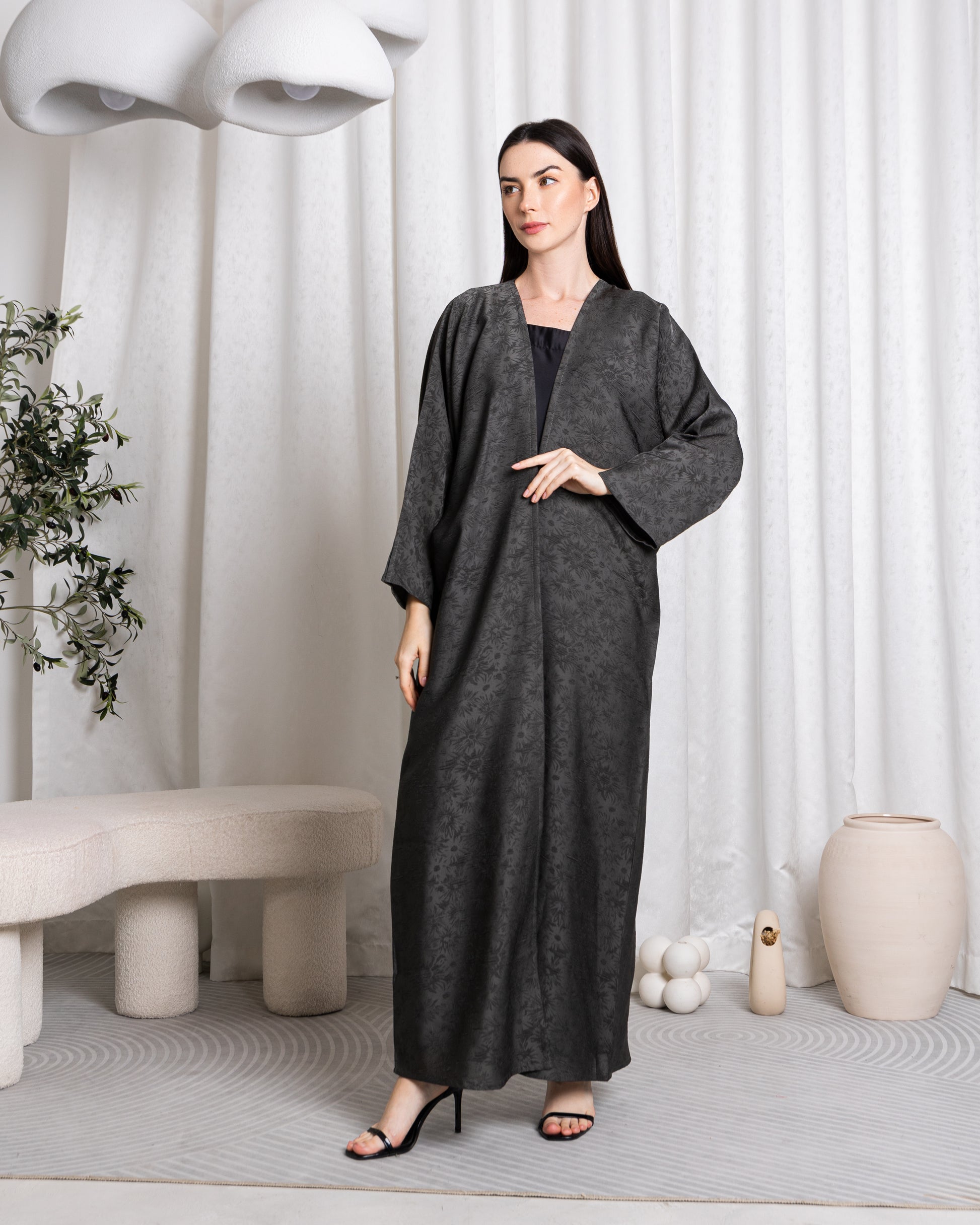 Eclipse Grace abaya